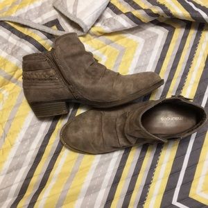 Maurices ankle boots